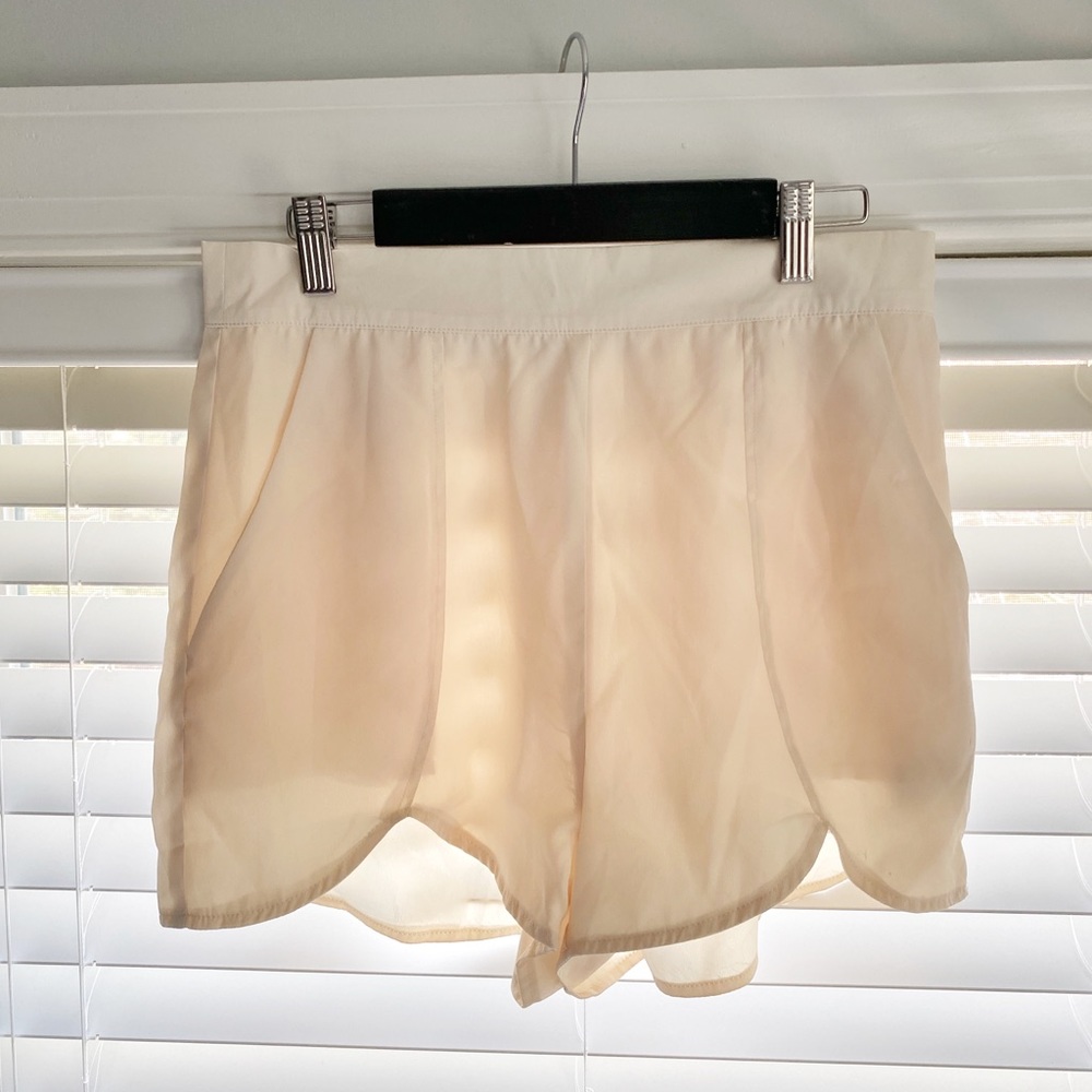 Lucca Couture Cream Shorts Size 6